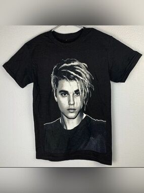 Justin Bieber Tour Shirt Black Short Sleeve Adult Small NEW